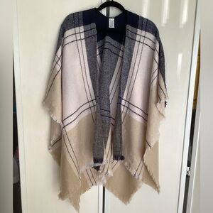 Plaid shawl cape ruana wrap sweater cardigan poncho One Size EUC